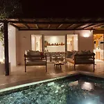 Romeo And Julio Summer House 卡拉法蒂斯