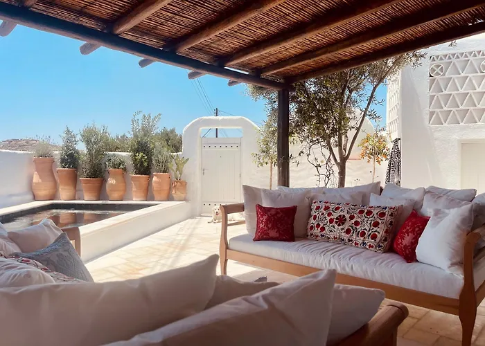 Romeo And Julio Summer House *