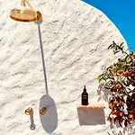 Romeo And Julio Summer House Kalafatis