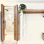 Вилла Romeo And Julio Summer House Калафатис