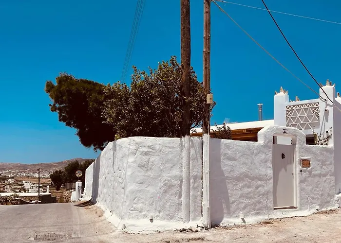 Romeo And Julio Summer House